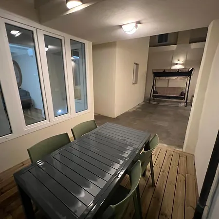 Courtyard 23 *
