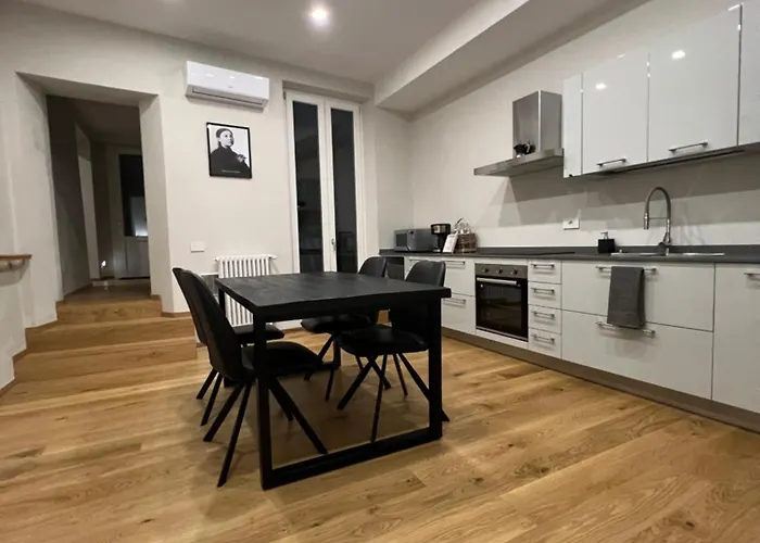 Courtyard 23 * ルッカ